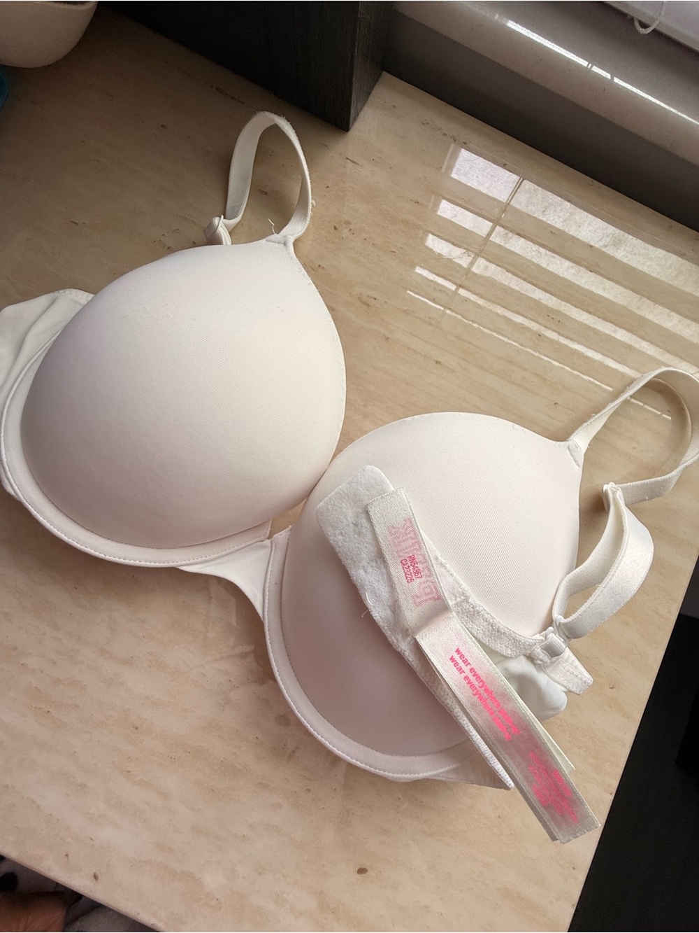 Victoria's Secret White Smooth Padded Bra